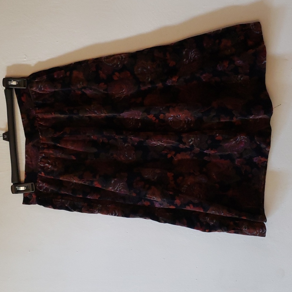 Vintage 90s Velvet Floral Midi Skirt | women's 9/10